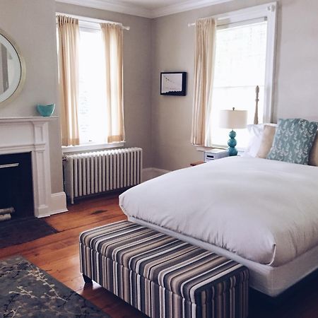 Snapdragon Inn Windsor Εξωτερικό φωτογραφία