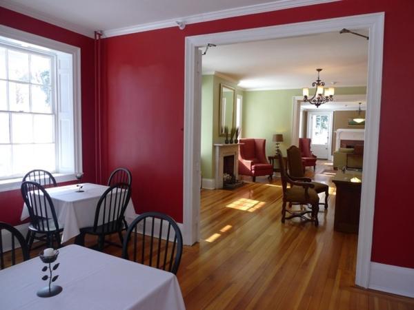 Snapdragon Inn Windsor Εξωτερικό φωτογραφία