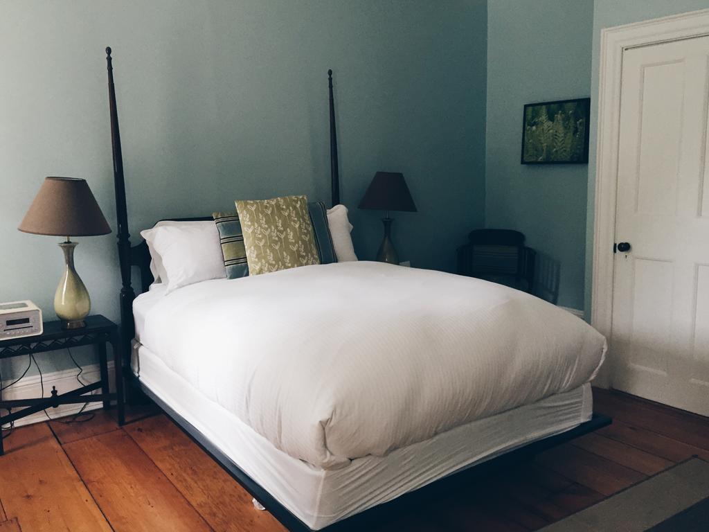 Snapdragon Inn Windsor Εξωτερικό φωτογραφία