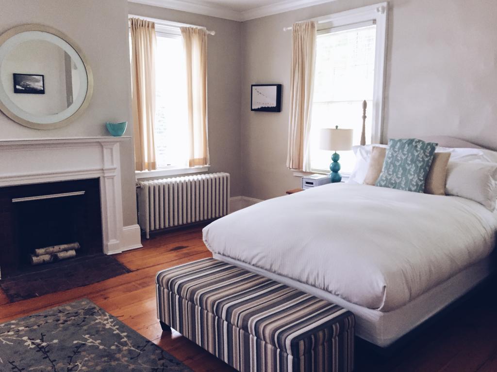 Snapdragon Inn Windsor Εξωτερικό φωτογραφία